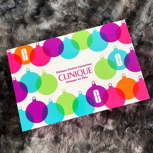 Clinique Other - 🎊Clinique Festive Favourites Set🎊